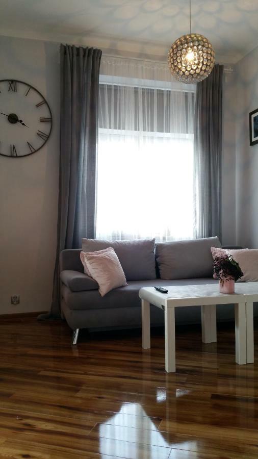 Royals Flower Apartments III Krakow Luaran gambar