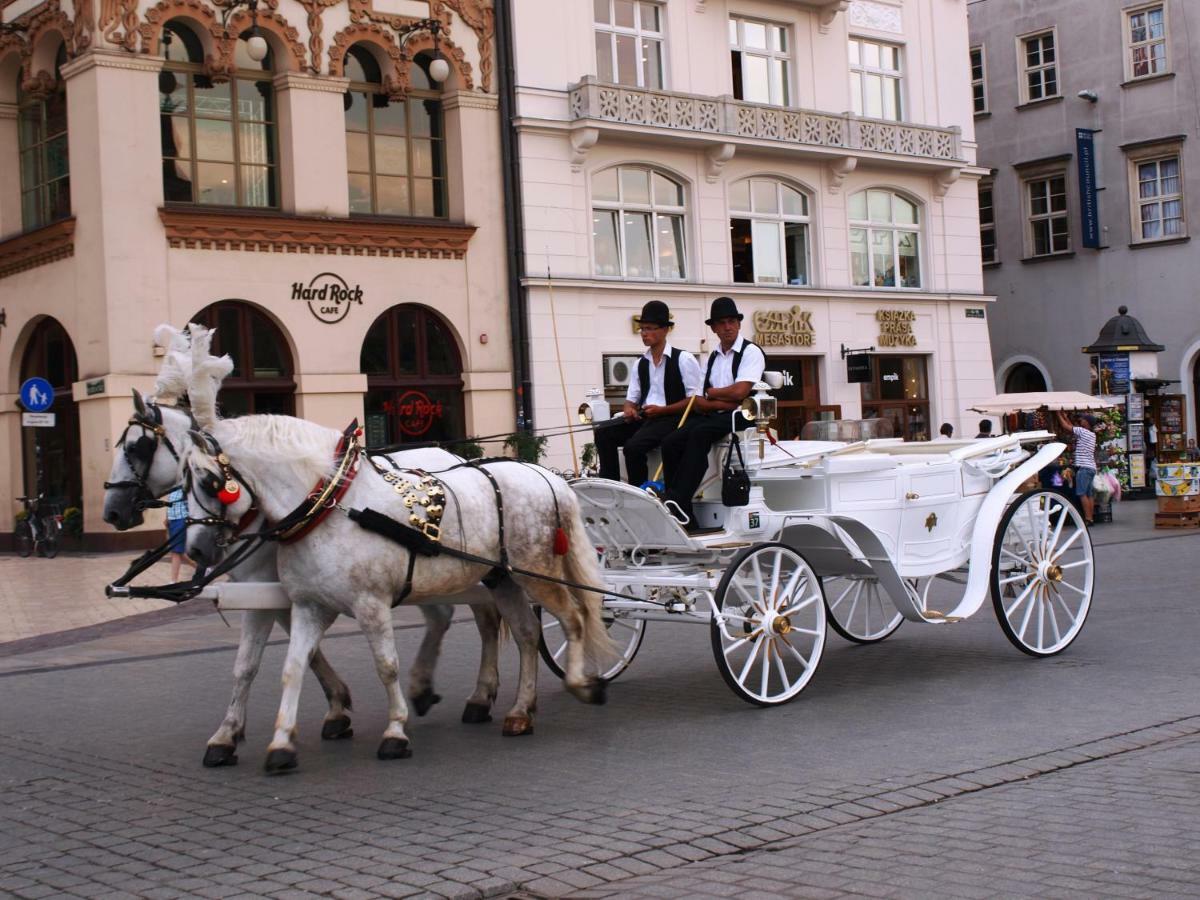 Royals Flower Apartments III Krakow Luaran gambar