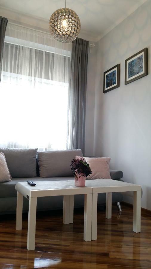 Royals Flower Apartments III Krakow Luaran gambar