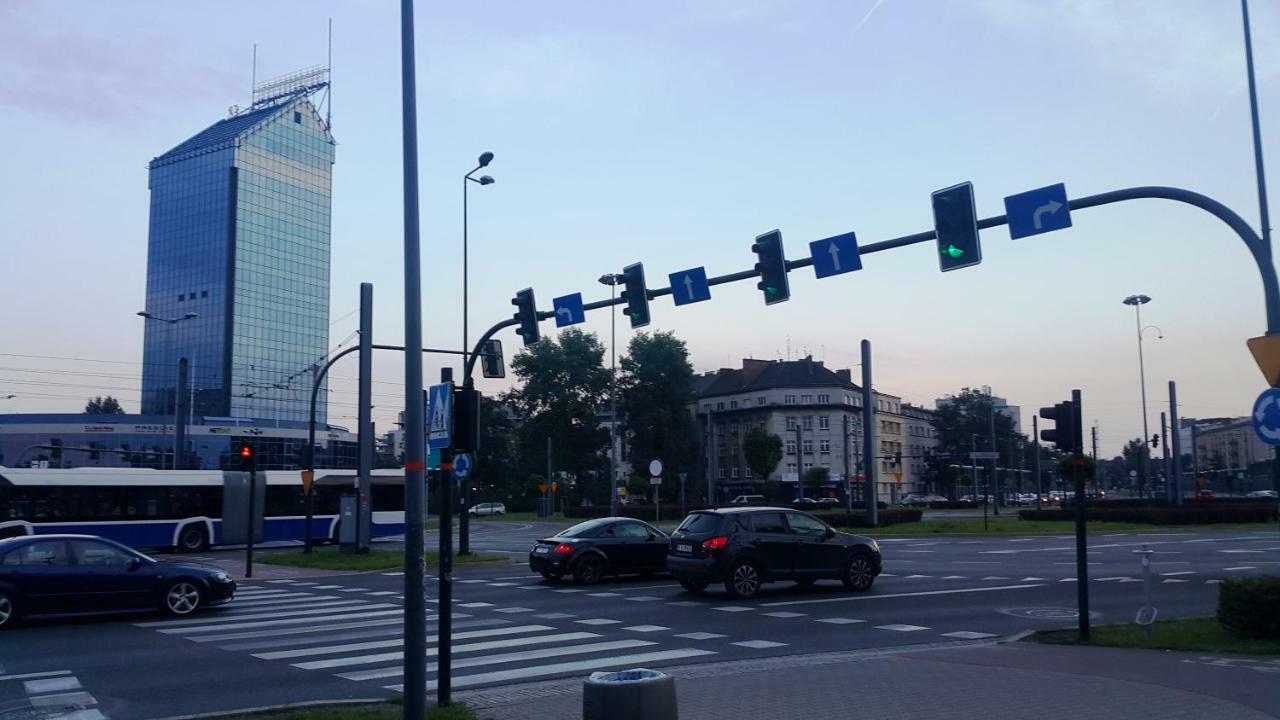 Royals Flower Apartments III Krakow Luaran gambar